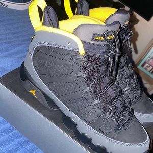 Jordan 9s